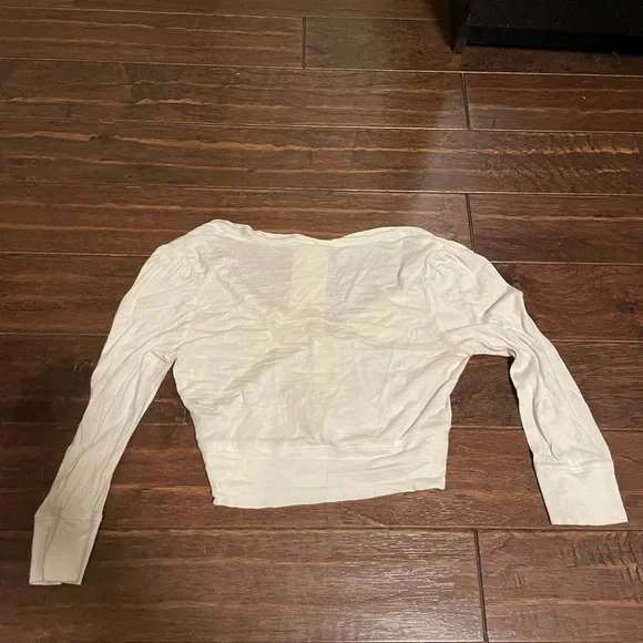 Top - Picture 2 of 3